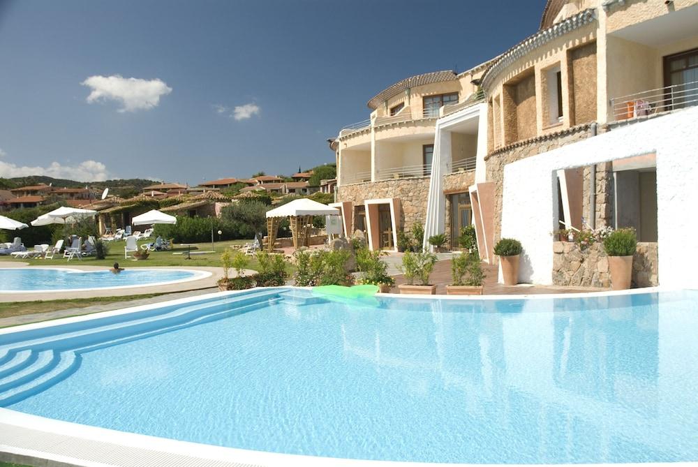 Baia Caddinas Clubresidence Aparthotel Golfo Aranci