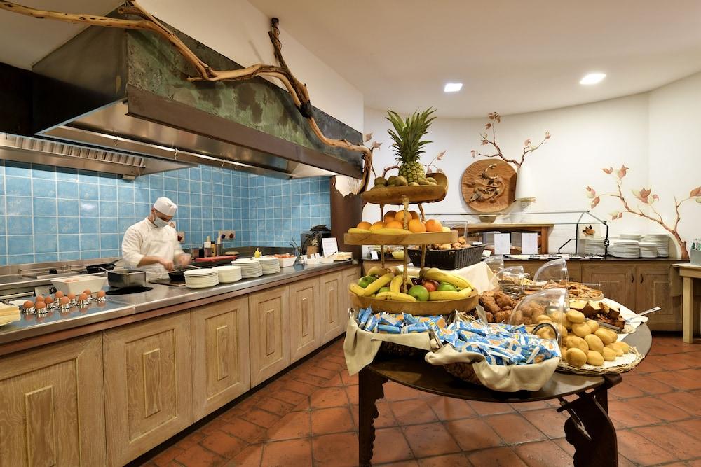 Baia Caddinas Clubresidence Golfo Aranci