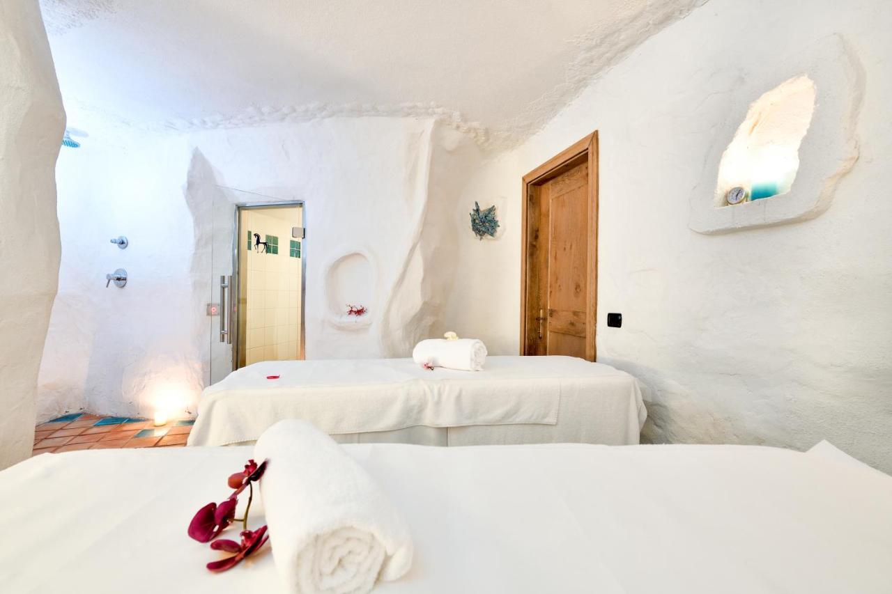 Aparthotel Baia Caddinas Clubresidence