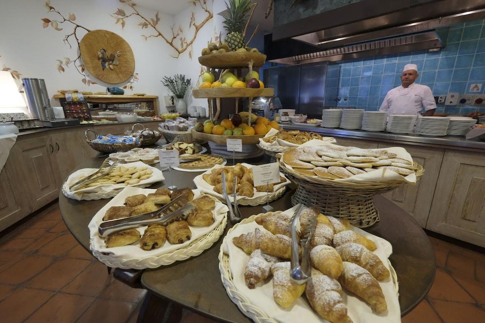 Aparthotel Baia Caddinas Clubresidence