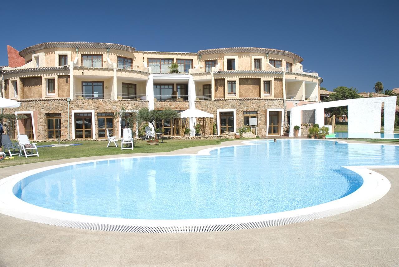 Aparthotel Baia Caddinas Clubresidence Golfo Aranci